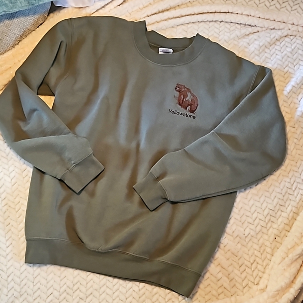 Vintage Yellowstone Grizzly Bear Crew Neck Sweatshirt size men's small